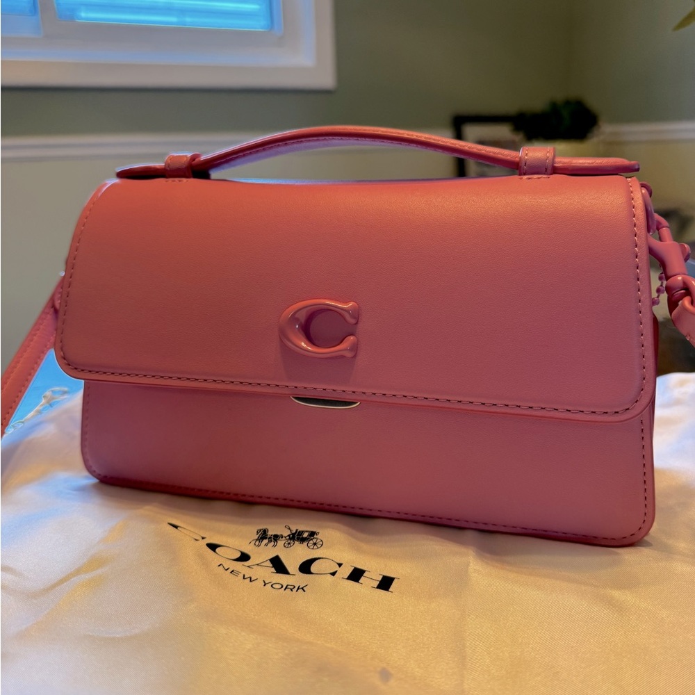 Coach Juno bag pink.  Excellent condition